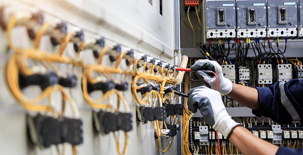 Professional Electrician technician working in Westfield Center, OH